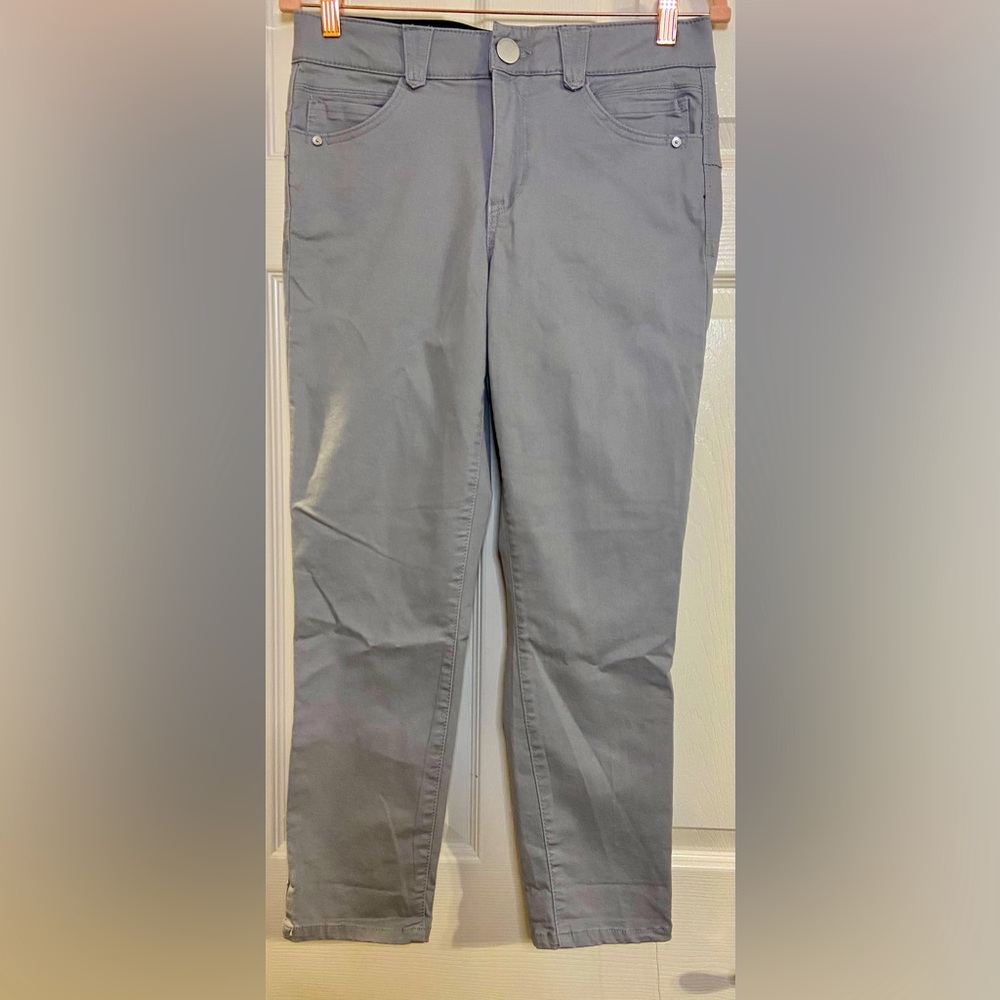 Democracy Light Gray Ankle Jeans